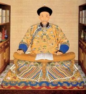 为什么word表格中间有一大段空白却